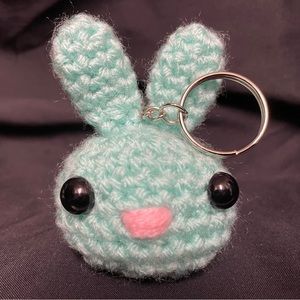CROCHET MINI MOCHIBUN KEYCHAIN- MINTY